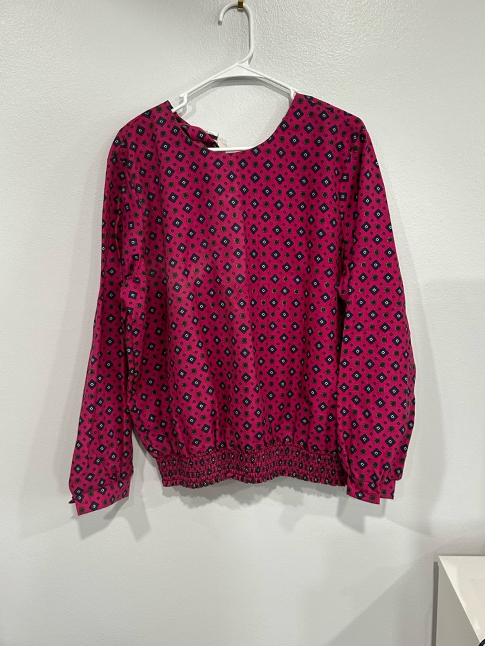 jcpenney Pink Geometric Long-Sleeve Blouson Top